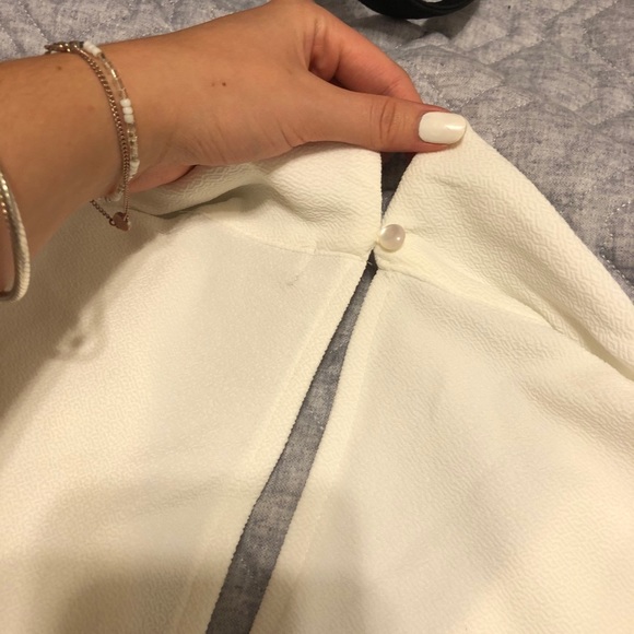 NWT White Jumpsuit - Picture 5 of 6